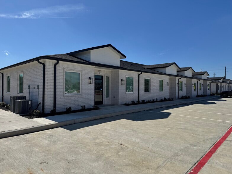 More Photos Of 18930 Kuykendahl Rd, Spring Medical For Lease