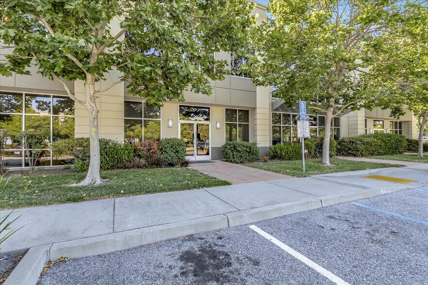 More Photos Of 1298 Kifer Rd, Sunnyvale Medical For Sale