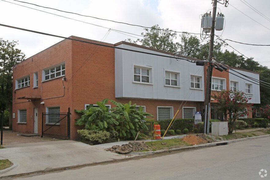 Primary Photo Of 3815 Garrott St, Houston Office Residential For Lease