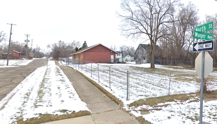 More Photos Of 802 E Baltimore Blvd, Flint Specialty For Sale