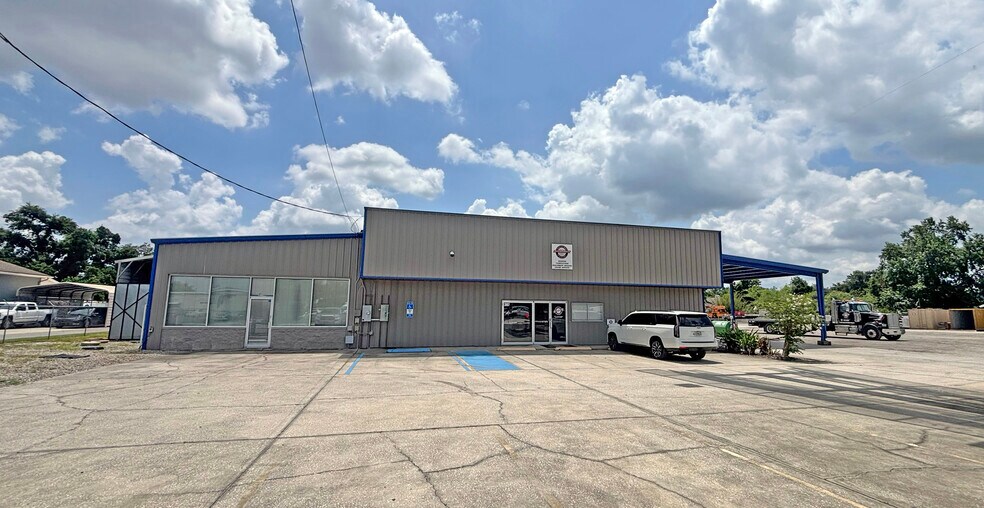 Primary Photo Of 307 N Goldenrod Rd, Orlando Warehouse For Lease