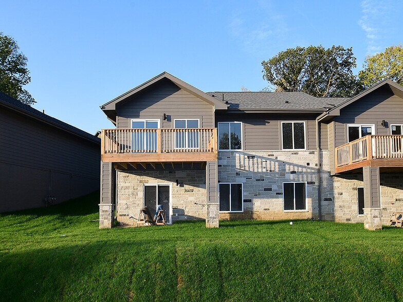 Primary Photo Of , Bellevue Multifamily For Sale