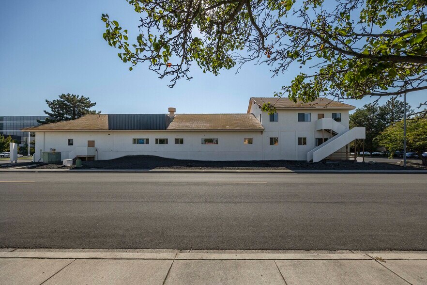 More Photos Of 829 Goethals Dr, Richland Office For Lease