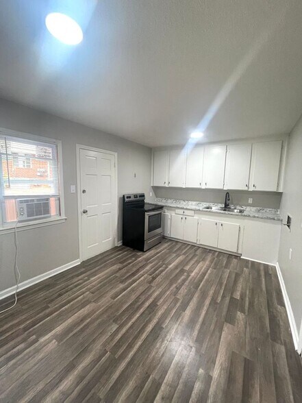 More Photos Of 2909-2917 Burgess Dr, Charlotte Apartments For Sale