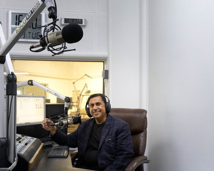 More Photos Of 2300 Portola Dr, Santa Cruz Warehouse For Sale