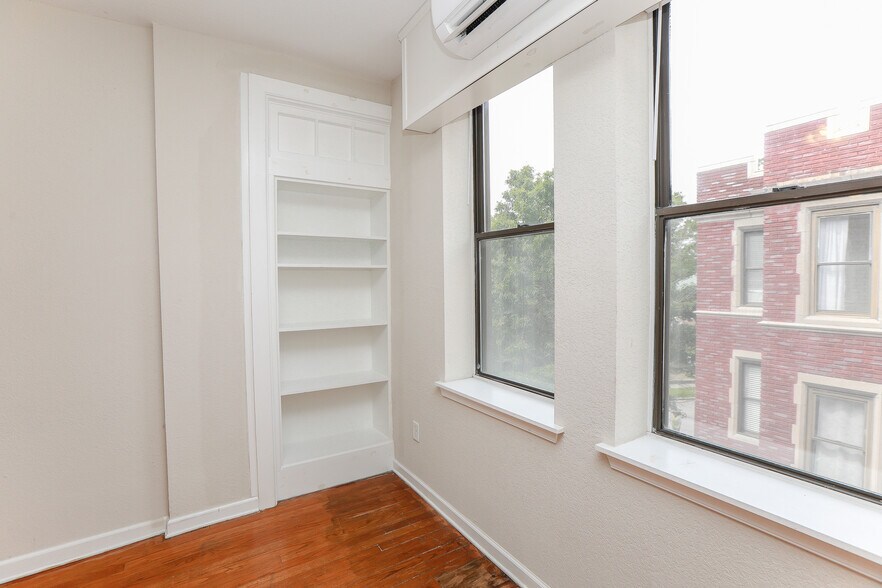 More Photos Of 1000 Gates Ave, Norfolk Apartments For Sale