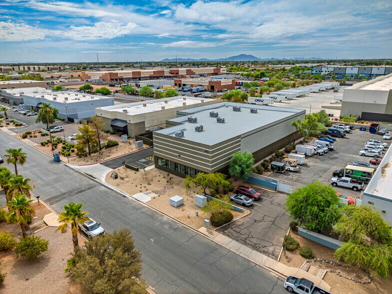 More Photos Of 315 E Comstock Dr, Chandler Warehouse For Sale