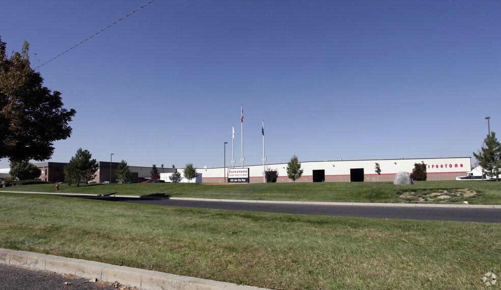 More Photos Of 3790 W Great Lakes Dr, Salt Lake City Manufacturing For Lease