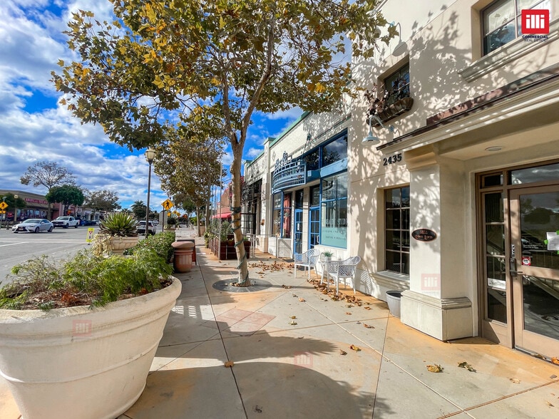 More Photos Of 2401 Ventura Blvd, Camarillo Storefront For Lease