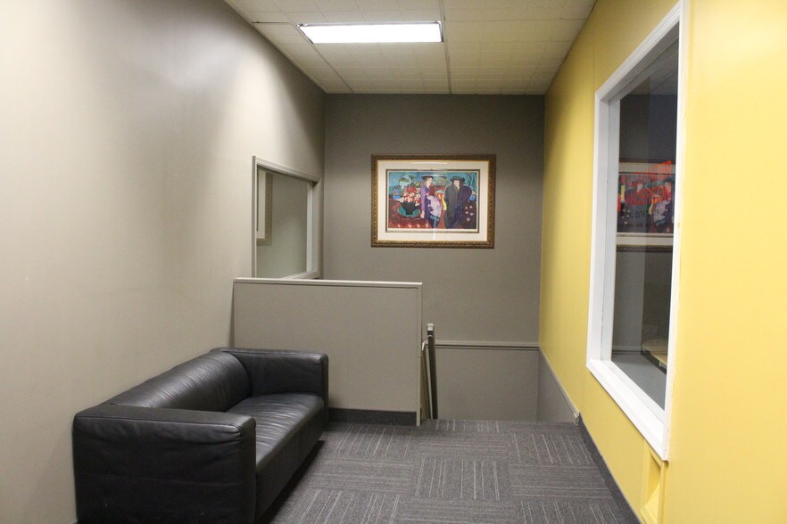 More Photos Of 200 Wanaque Ave, Pompton Lakes Storefront Retail Office For Lease