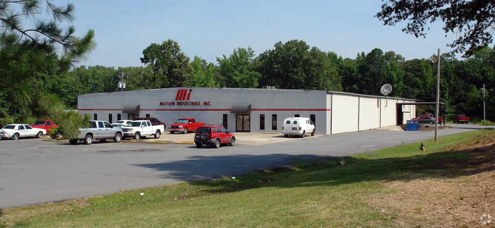 Primary Photo Of 5312 W 65th St, Little Rock Light Distribution For Lease