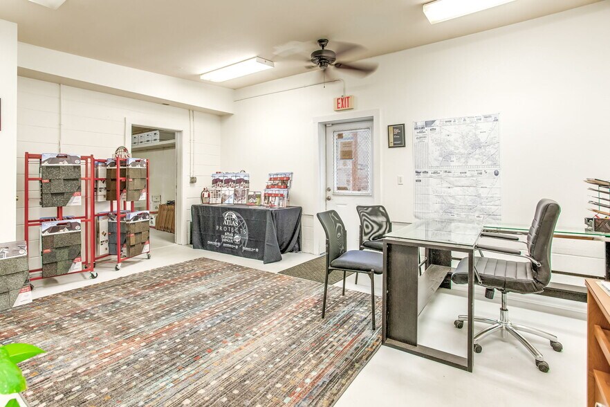 Primary Photo Of 5421 Stokes St, Milton Office For Sale