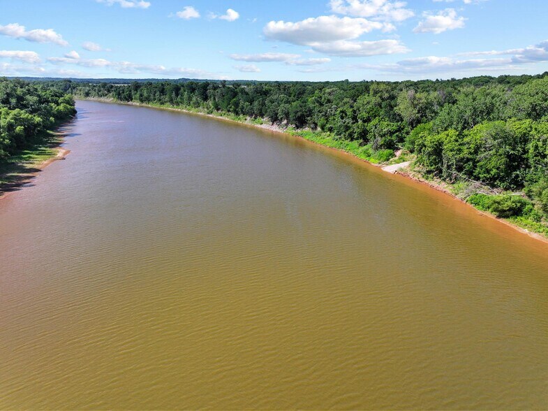 More Photos Of 4411-4455 County Road 127, Whitesboro Land For Sale