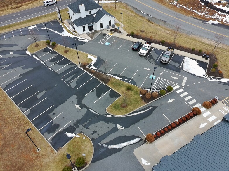 More Photos Of 26 Buck Dr, Ruckersville Office For Lease