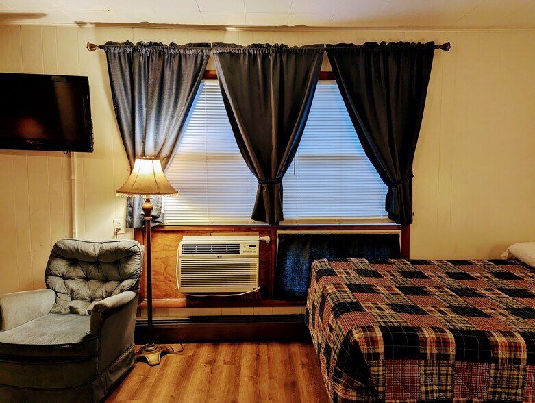 More Photos Of 12520 State St, Atlanta Hotel For Sale