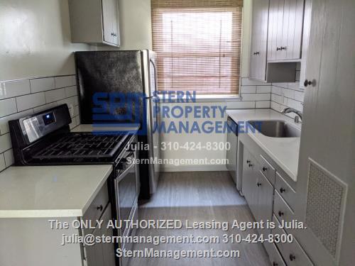 More Photos Of 6127 Romaine St, Los Angeles Apartments For Sale