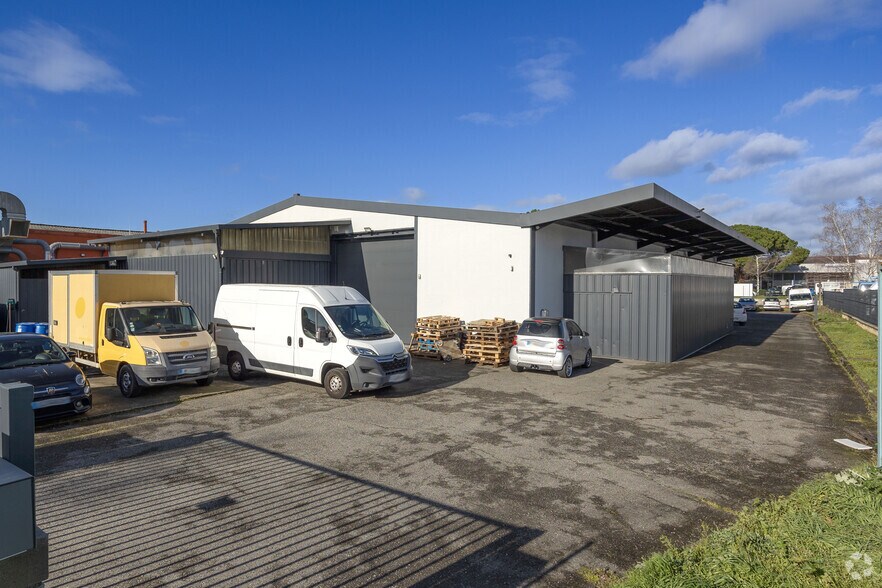 More Photos Of 18 Avenue Didier Daurat, Toulouse Office For Lease