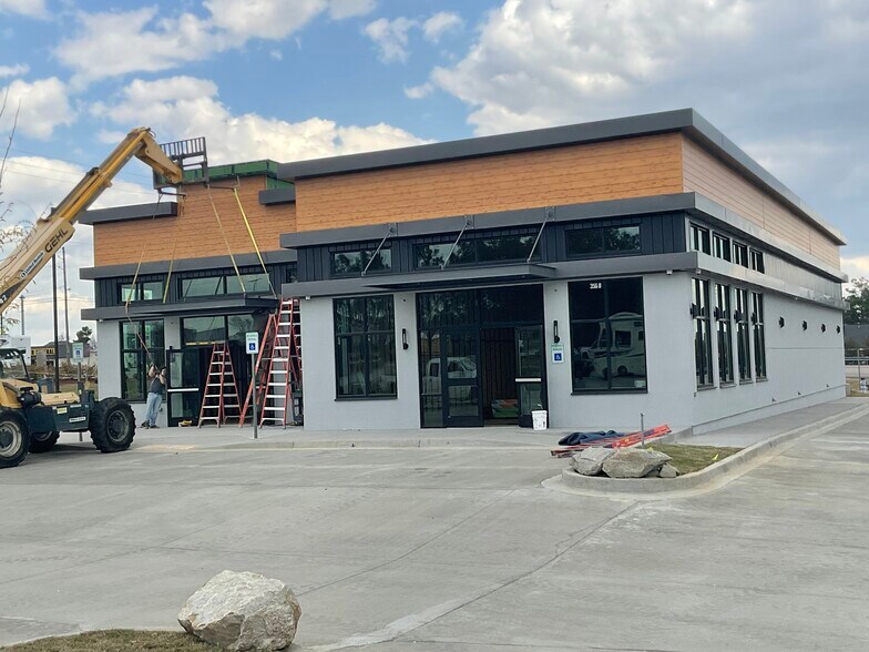 More Photos Of 356 Longs Pond Rd, Lexington Restaurant For Lease