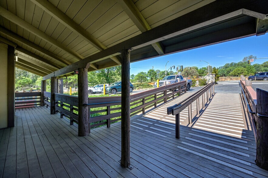 More Photos Of 10015 Alta Sierra Dr, Grass Valley Office Residential For Sale