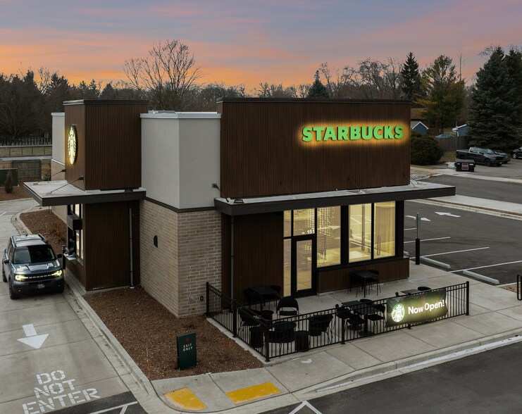 Primary Photo Of 143 W Sunset Dr, Waukesha General Retail For Sale