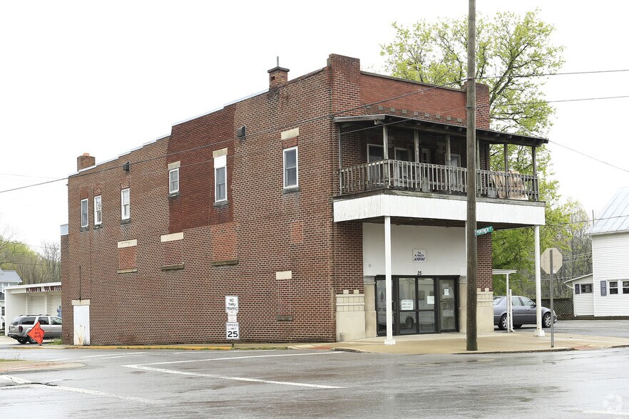 More Photos Of 25 E Main St, Plymouth Storefront Retail Residential For Sale