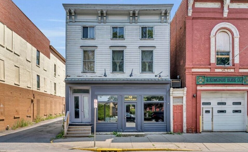 Primary Photo Of 12 Park Pl, Hudson Storefront Retail Residential For Lease