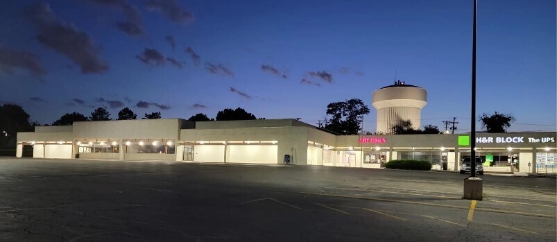 More Photos Of 6201-6240 Raytown Tfwy, Raytown Unknown For Lease