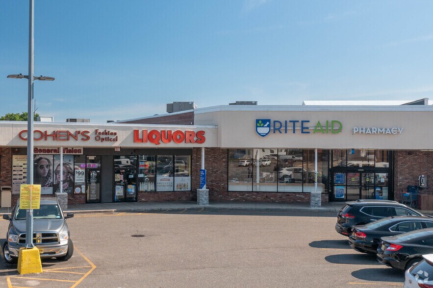 European Wax Center Hempstead Turnpike West Hempstead Ny 490-520 Hempstead Tpke, West Hempstead, NY 11552 - Retail For Lease