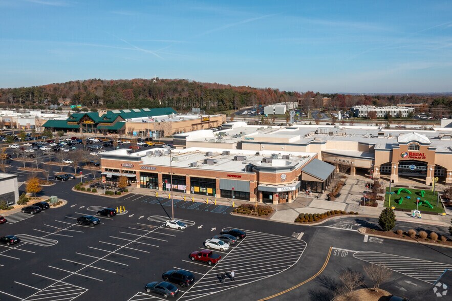 More Photos Of 1025 Woodruff Rd, Greenville Unknown For Lease