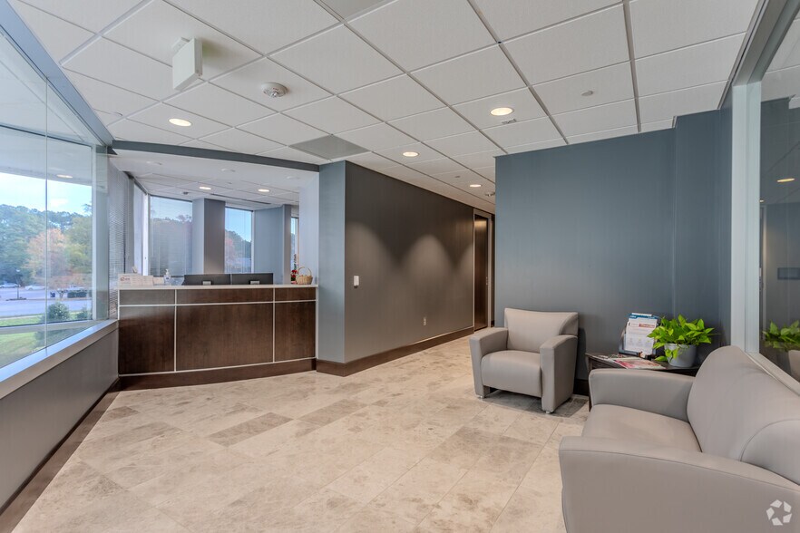 More Photos Of 6601 Six Forks Rd, Raleigh Office For Lease