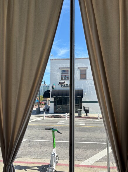 More Photos Of 403-411 W 6th St, San Pedro Storefront Retail Office For Lease