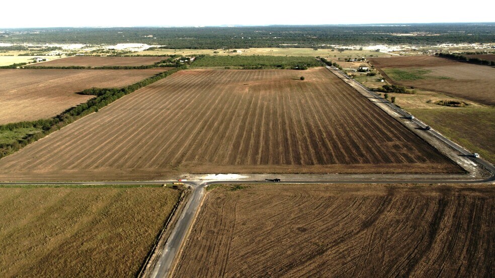 More Photos Of 250 County Road 216, Jarrell Land For Sale