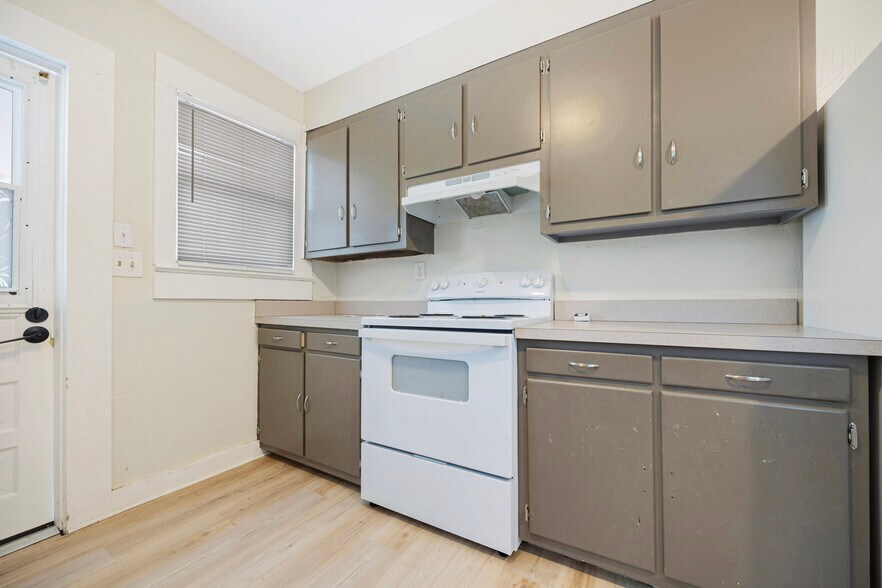 More Photos Of , Lake City Multifamily For Sale