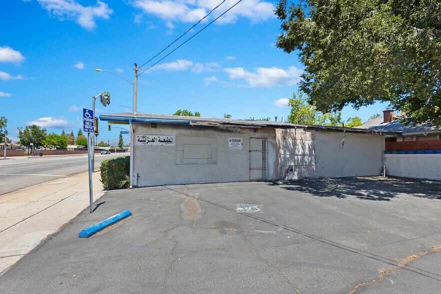 More Photos Of 1192 Garey Ave, Pomona General Retail For Sale