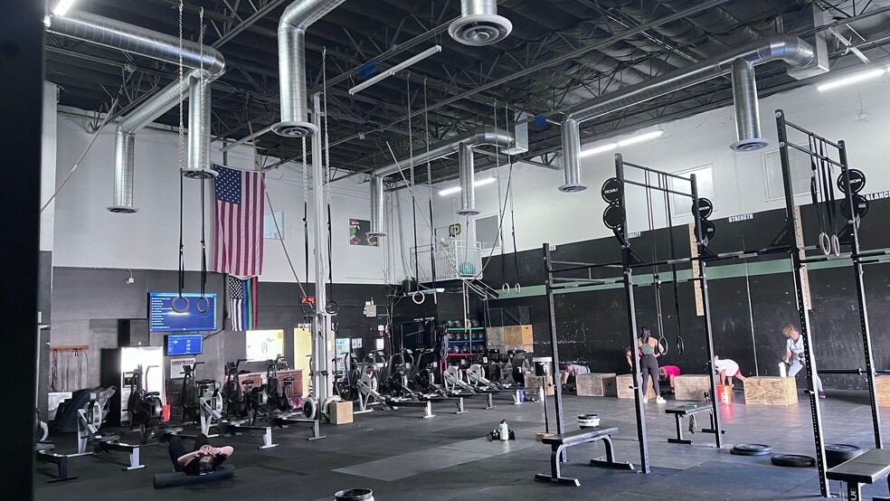 More Photos Of 9299 W Olive Ave, Peoria Showroom For Sale