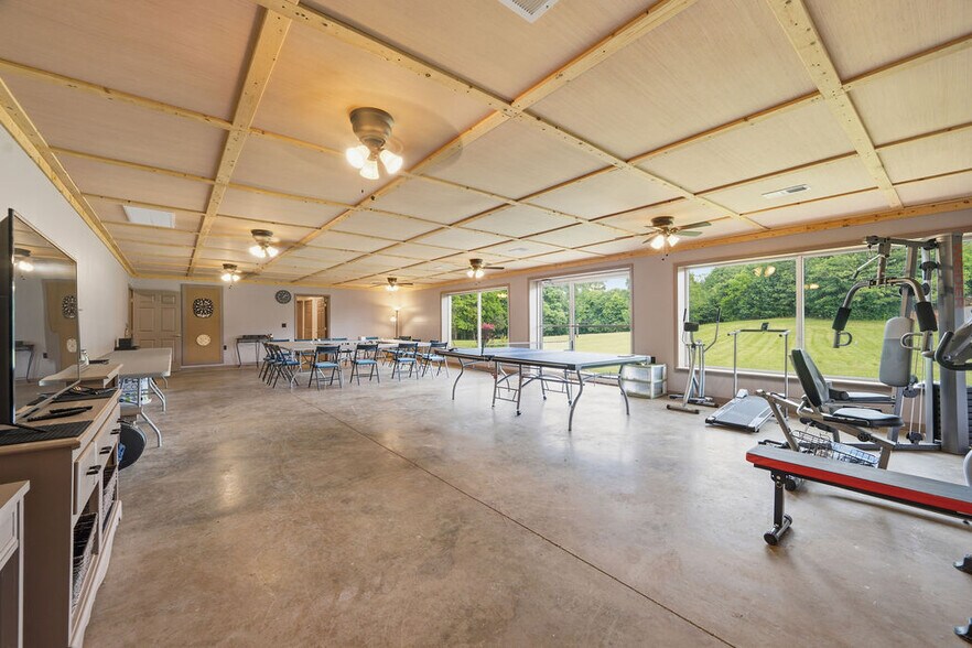 More Photos Of 3922 Highway 2, Cohutta Flex For Sale