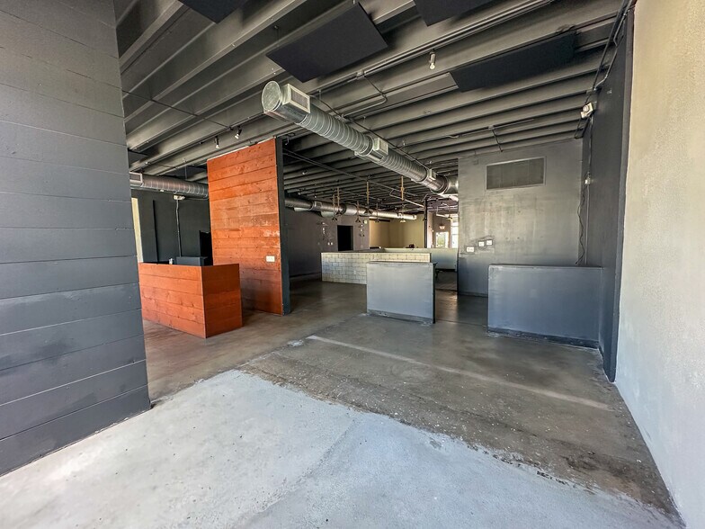 More Photos Of 702-706 NE 1st Ave, Fort Lauderdale Restaurant For Sale