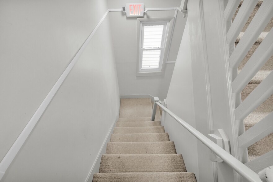 More Photos Of 1810 Washington Blvd, Easton Office Residential For Sale