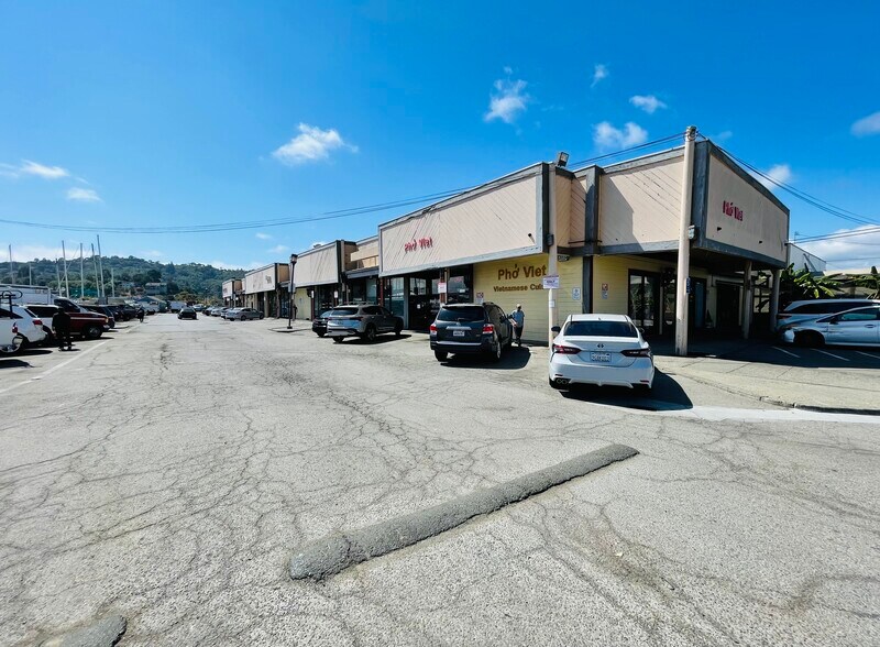 More Photos Of 555 E Francisco Blvd, San Rafael Unknown For Lease