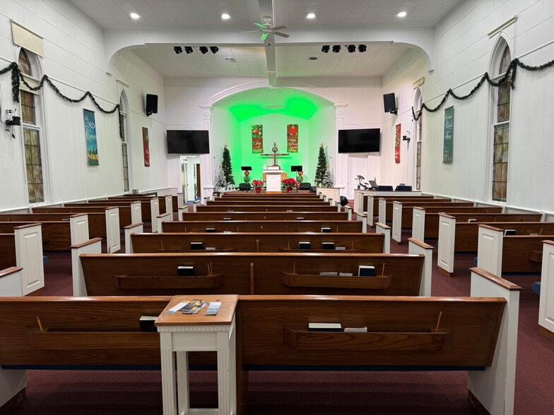 More Photos Of 45504 Cass Ave, Utica Religious Facility For Sale