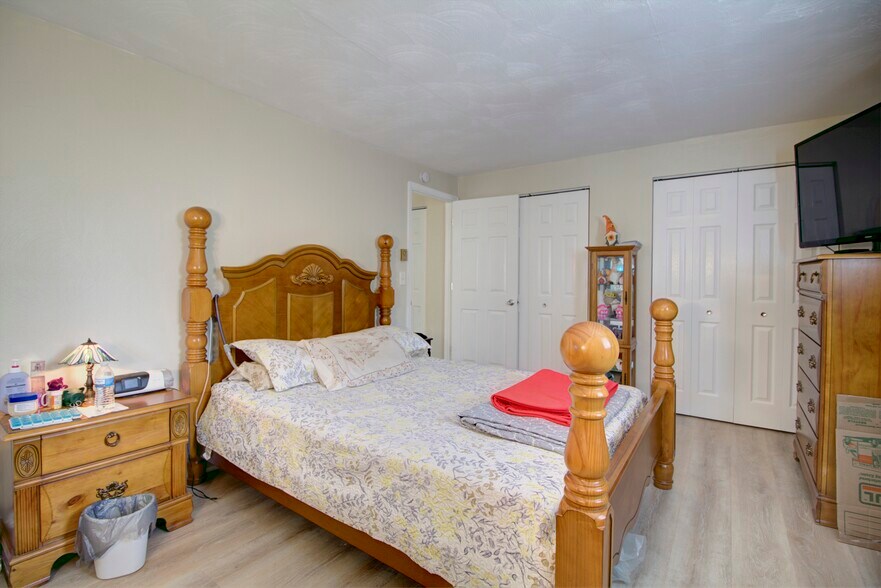 More Photos Of 1505-1525 Herbert Dr, Lorain Apartments For Sale