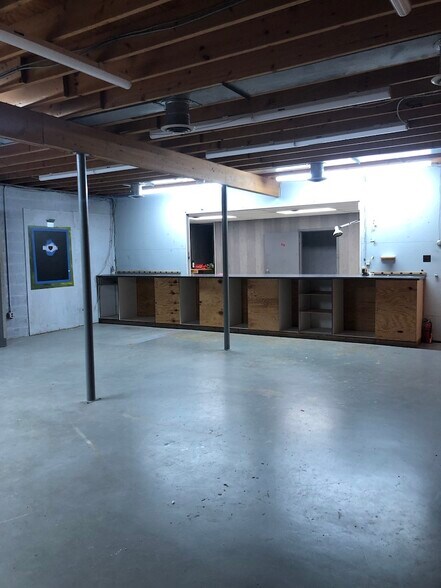 More Photos Of 3415-3501 Windom Rd, Brentwood Warehouse For Lease