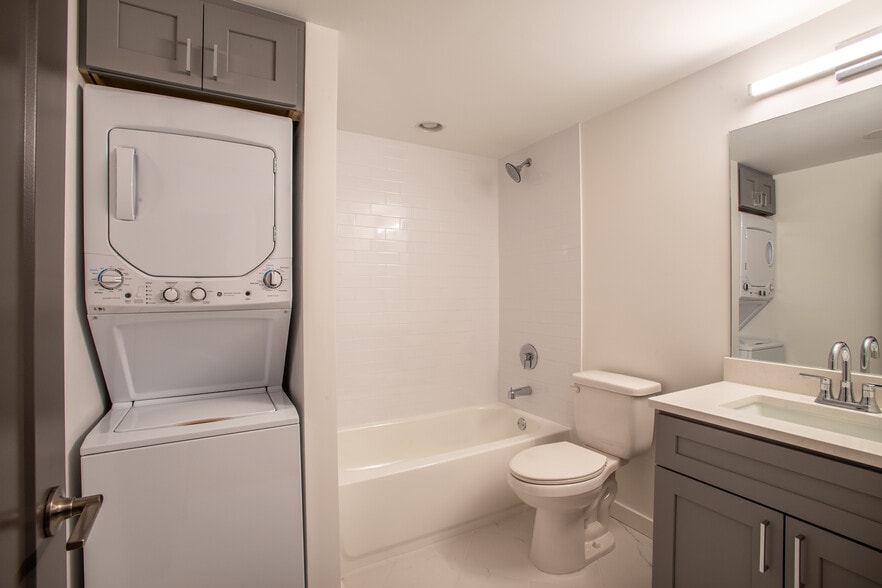 More Photos Of 41-43 NW 25th St, Atlanta Apartments For Sale
