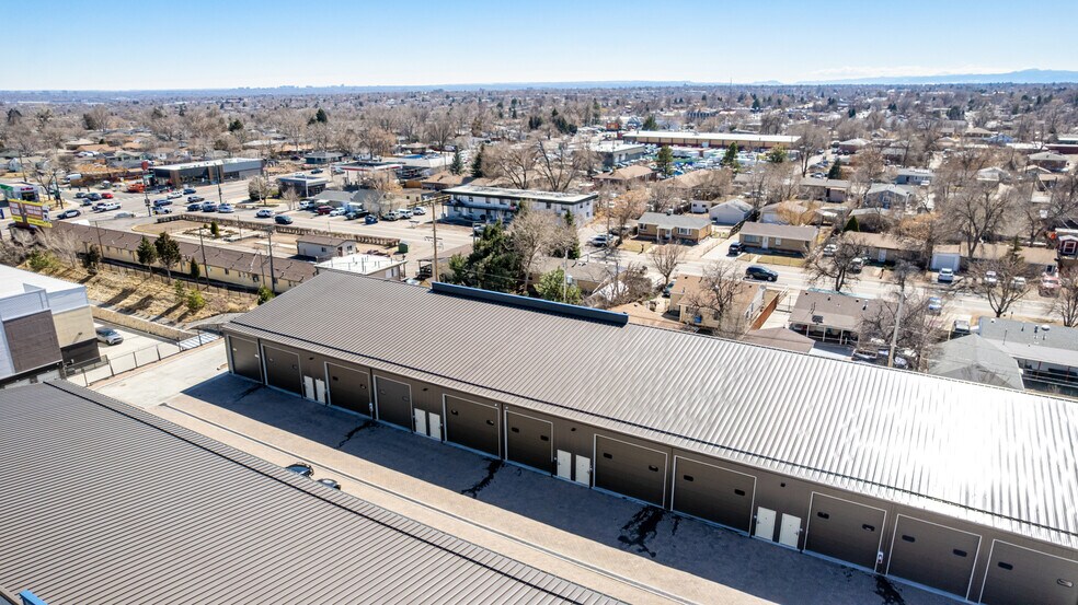 More Photos Of 560-580 Ames St, Lakewood Self Storage For Sale