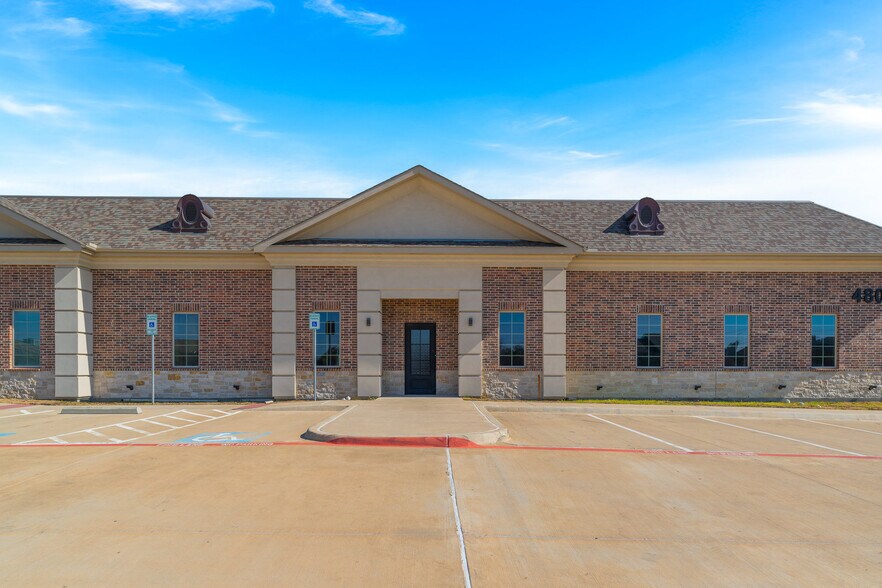 More Photos Of 4800 N Galloway Ave, Mesquite Medical For Sale