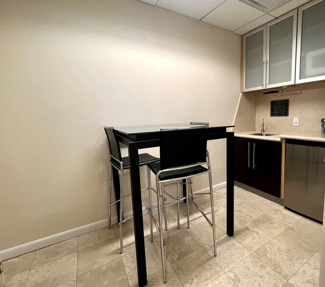 More Photos Of 3363 NE 163rd St, North Miami Beach Medical For Sale