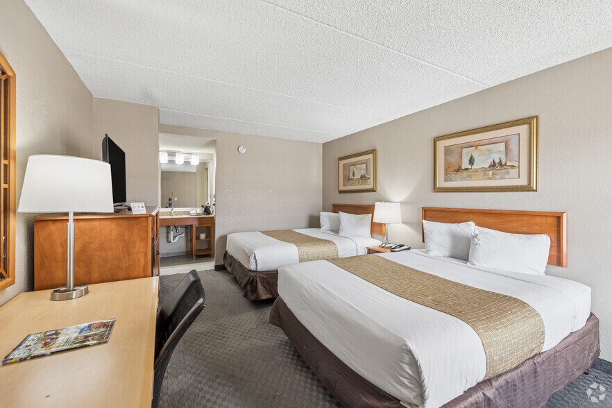 More Photos Of 4703 N Freeway Rd, Pueblo Hotel For Sale