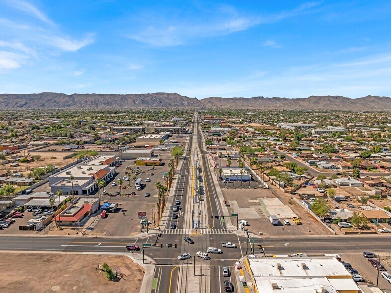 More Photos Of 5217-5233 S Central Ave, Phoenix General Retail For Lease