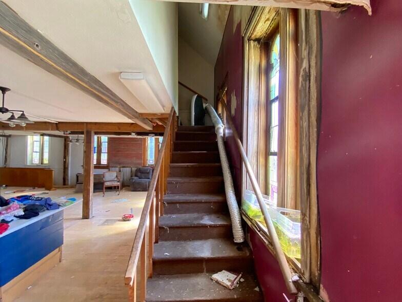 More Photos Of 534 N State St, Alma Religious Facility For Sale