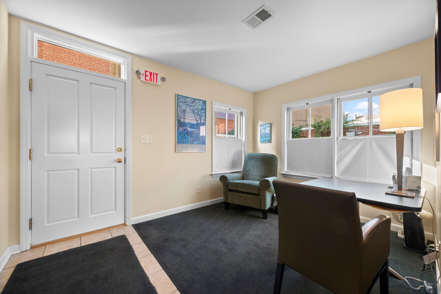 More Photos Of 258 42nd St, Pittsburgh Office For Sale